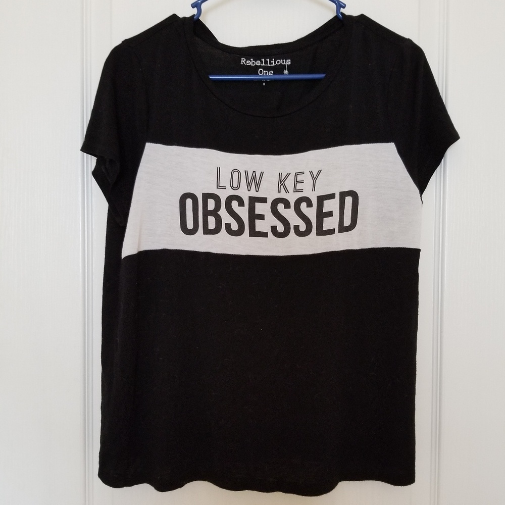 Lowkey obsessed tee